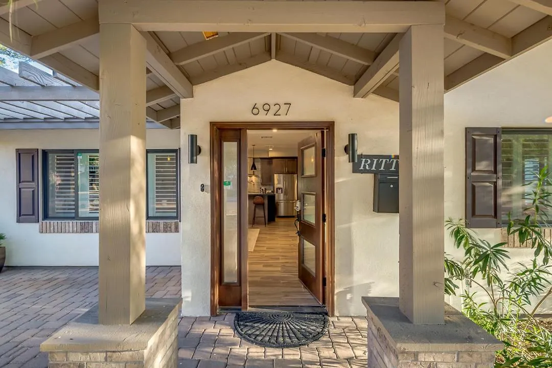Private Pool & Spa ** Steps To Old Town ** Sanatized Scottsdale Dom wakacyjny