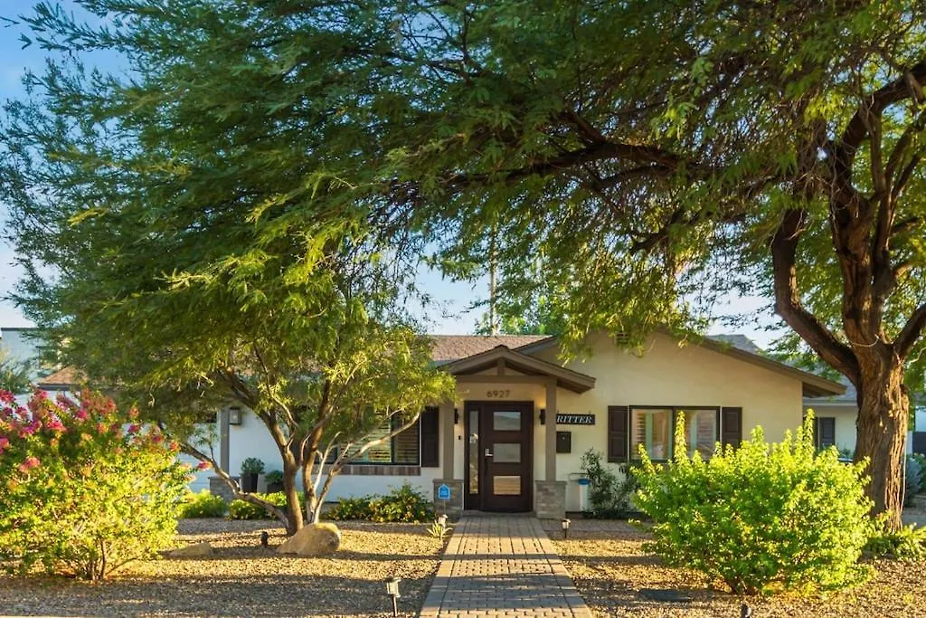 Private Pool & Spa ** Steps To Old Town ** Sanatized Scottsdale